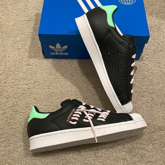 Adidas SUPERSTAR SHOES women size 7 brand new with box - Picture 4 of 8